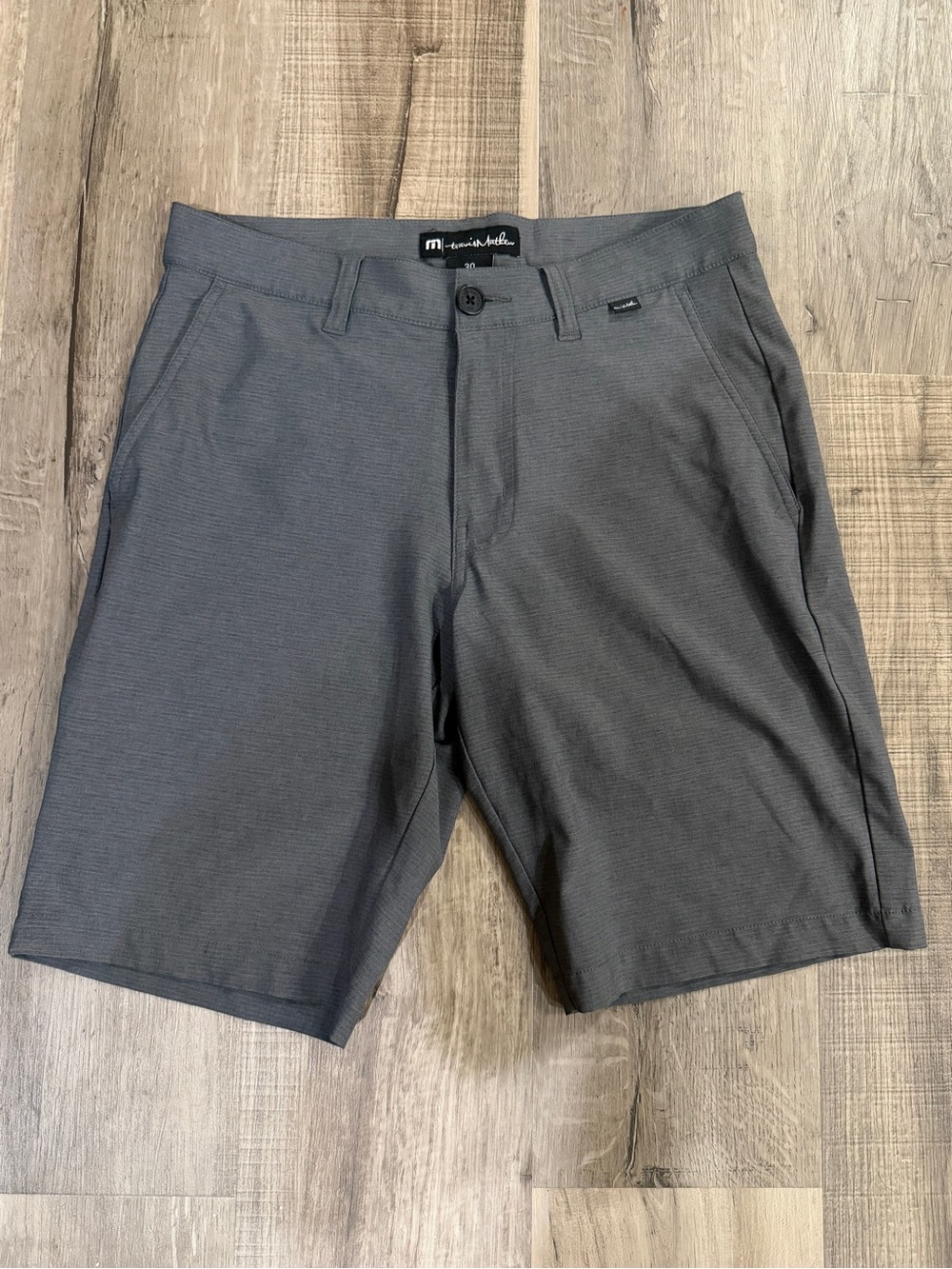 Travis Mathew Men’s Gray Performance Golf Shorts Size 30 NWOT